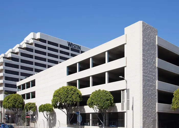 Westin Los Angeles AirportBoutique Hotel
